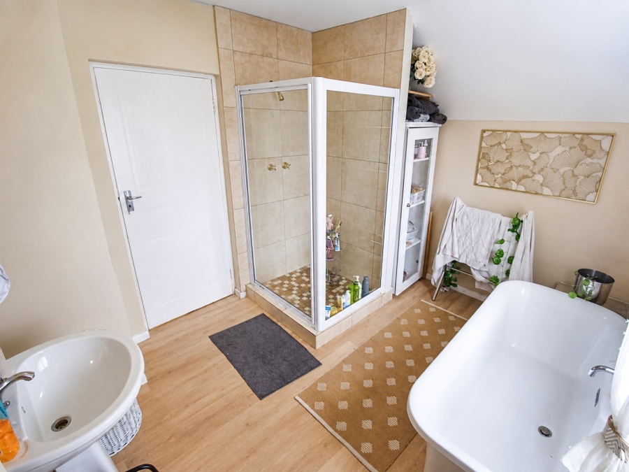 4 Bedroom Property for Sale in Parklands Western Cape